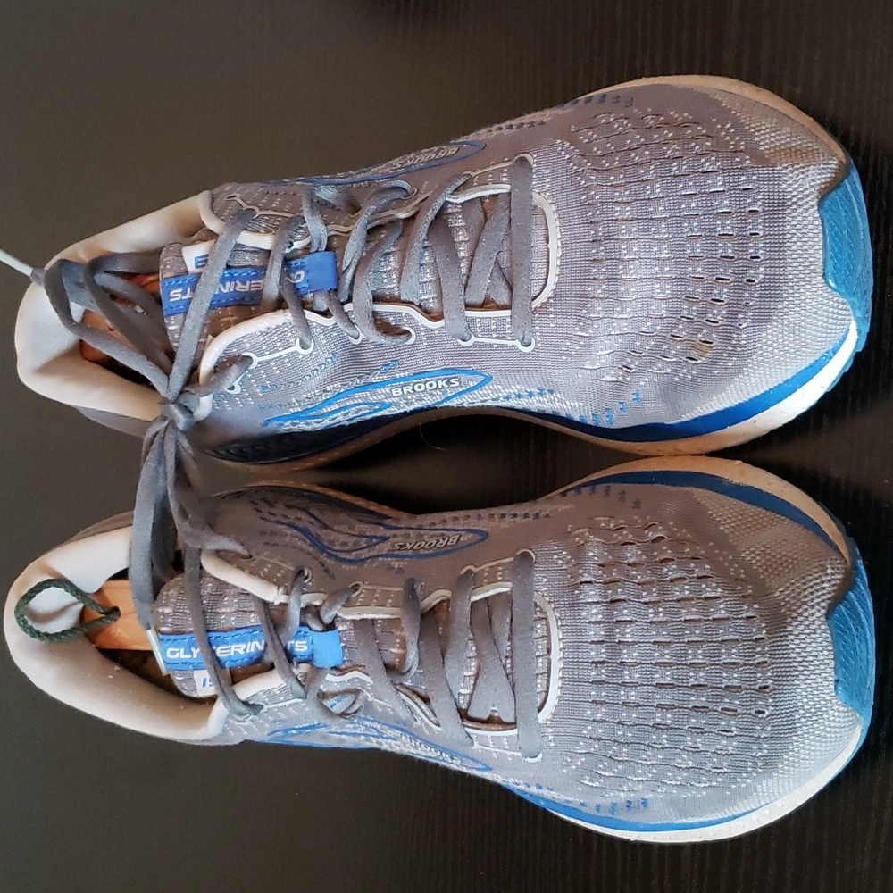 Brooks Glycerin GTS19 Pre-owned sz.12 gray & blue. Not original insoles.